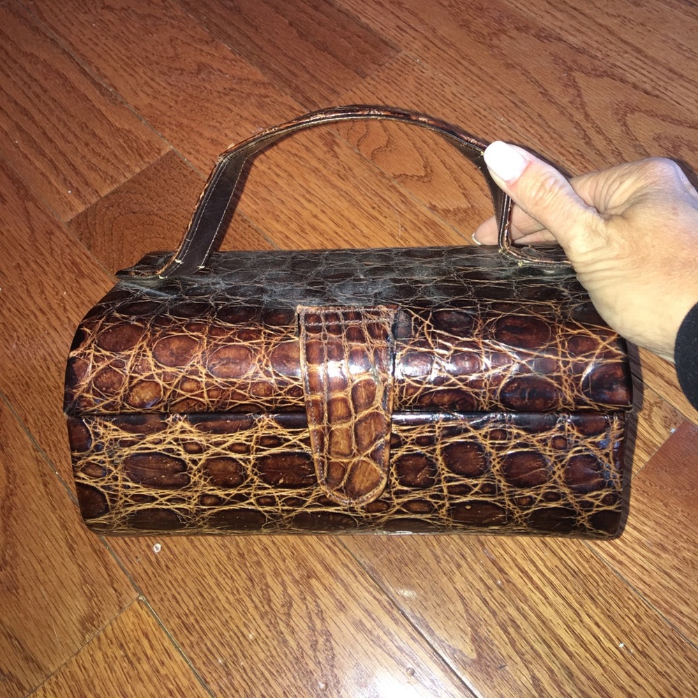 Best & Co. Alligator Train Case